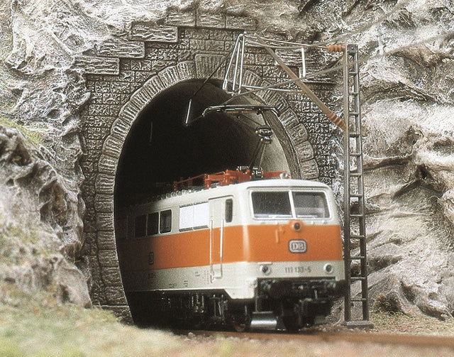 Single-Track Cut-Stone Tunnel Portal -- With Stepped Top pkg(2)
