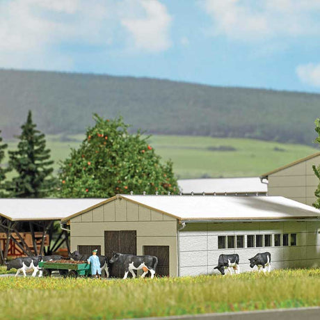 LPG Cattle Barn -- Laser-Cut Card Kit - 4-3/16 x 2-3/4 x 1-7/16"  10.6 x 7 x 3.6cm-1