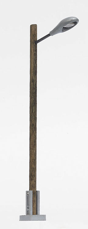 Wood Mast Streetlight