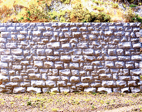 Random Stone Retaining Wall -- Large - 6-3/4 x 3-13/32"  17.1 x 8.7cm