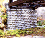 Double-Track Cut Stone Bridge Abutment -- Fits Central Valley Double-Track Truss Bridge-1