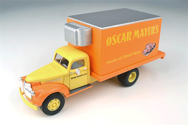1941-1946 Chevrolet Reefer Truck - Assembled - Mini Metals(R) -- Oscar Mayer's (orange, yellow)-1