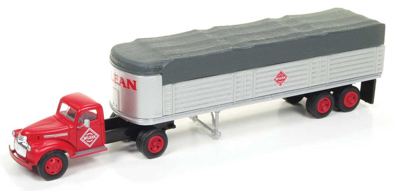 1941-1946 Chevrolet Tractor w/Covered Wagon Trailer - Assembled - Mini Metals( -- McLean Trucking