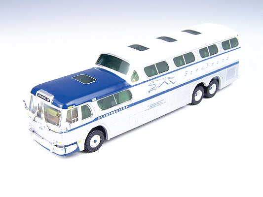 1954 GMC PD4501 Scenicruiser Bus - Assembled -- Greyhound (1954 Scheme; silver, white, blue; Destination: Los Angeles)