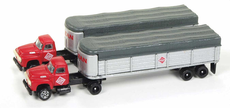 1954 Ford Tractor w/Covered Wagon Trailer 2-Pack - Assembled -- McLean Trucking