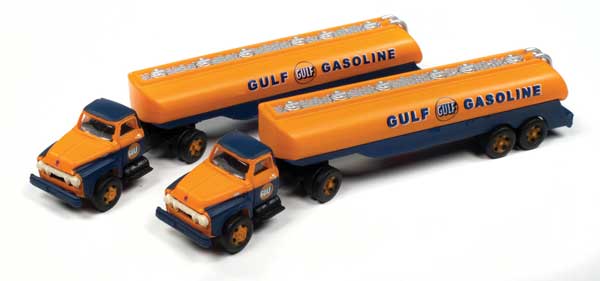 1954 Ford Tractor w/Tank Trailer - Assembled - Mini Metals(R) -- Gulf Oil (orange, blue)
