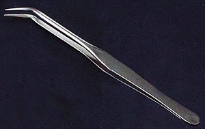 Curved Tweezers -- 6-7/8"