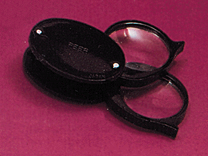 Magnifier w/Case -- 4x & 5x