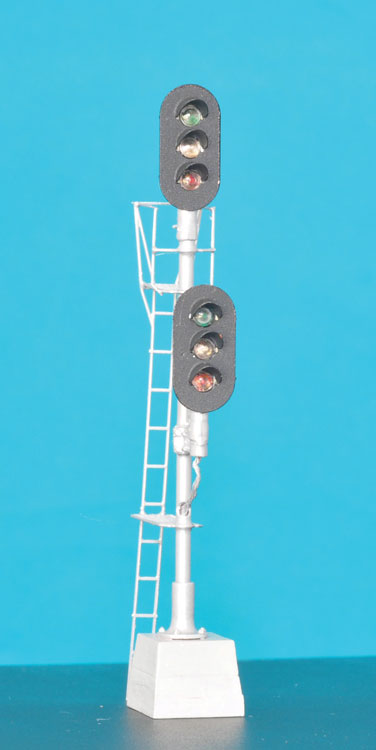 Union Switch & Signal 2-Headed Style D Block Signal - Assembled -- 3-Over-3 Aspect with Individual Visors