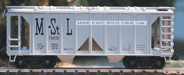 2-Bay Rib-Side Covered Hopper -- M&StL "Minneapo St Lolis & Uis"