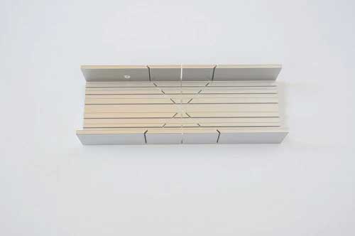 Miter Box -- Aluminum, 5-1/2" 140mm Long, 1-3/4"  44mm Interior Width-1