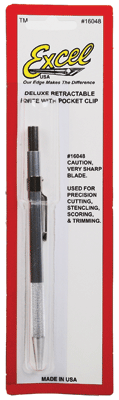 Deluxe Retractable Knife -- Carded w/Clip