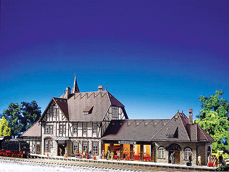 Station Schwarzburg -- 19 x 7"  47.6 x 17.5cm
