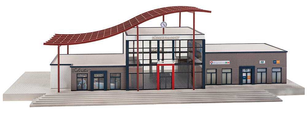 Winterberg Citizens' Train Station -- Kit - 20 x 7-11/16 x 6-1/8"  51 x 19.5 x 15.5cm-2