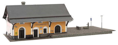 Lavin Train Station -- Kit - 15-3/4 x 5-13/16 x 4-1/2"  40 x 14.8 x 11.5cm-3