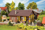 Uderns Train Station -- Kit - 6-11/16 x 4 x 3-7/16"  17 x 10.2 x 8.8cm-1