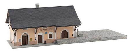 Ardez Station -- Kit - 15-3/4 x 5-13/16 x 4-1/2"  40 x 14.8 x 11.5cm-2