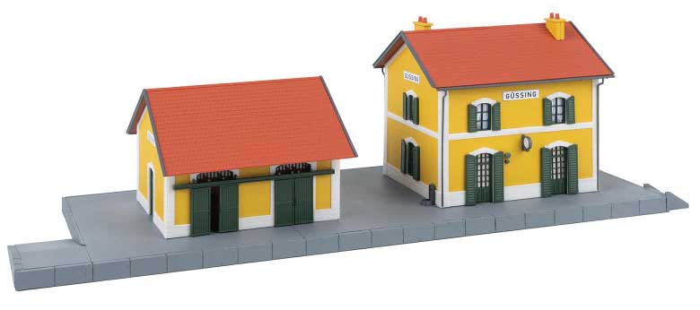 Gussing Train Station -- Kit - 16 x 6-3/8 x 5"  40.6 x 16.1 x 12.8cm-2