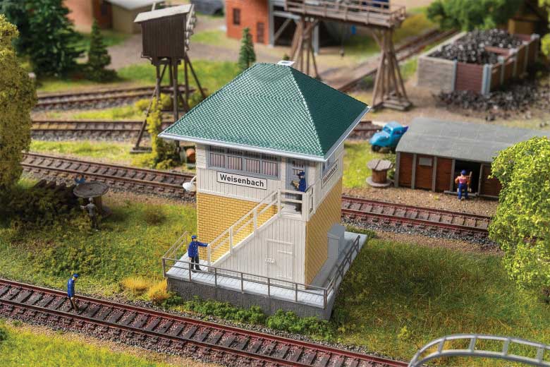 Weisenbach Interlocking Tower (Block Post) -- Kit - 3-9/16 x 3-3/8 x 4-3/8"  9 x 8.5 x 11.1cm-2