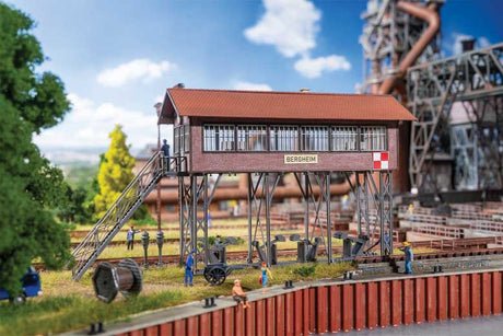 Bergheim Signal Tower -- Kit - 9-1/2 x 2-11/16 x 5"  24.2 x 6.8 x 12.7cm-1