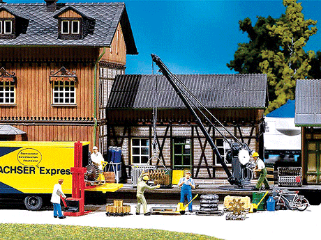 Loading Crane -- 1 x 3-1/4"  2.6 x 8.3cm