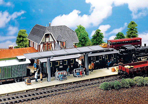 Roofed Platform w/Accessories -- 17-3/4 x 1-7/8"  45 x 4.8cm