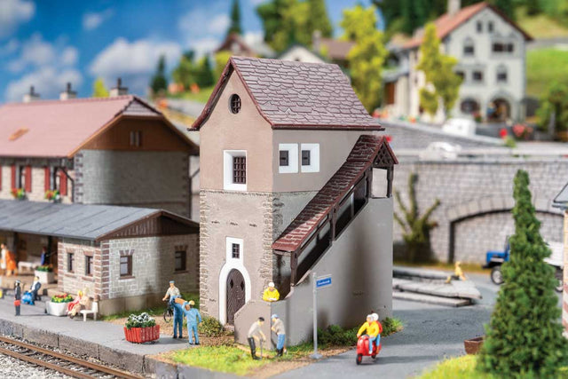 Zuoz Signal Tower -- Kit - 3-7/16 x 3 x 5-5/16"  8.8 x 7.6 x 13.5cm-1