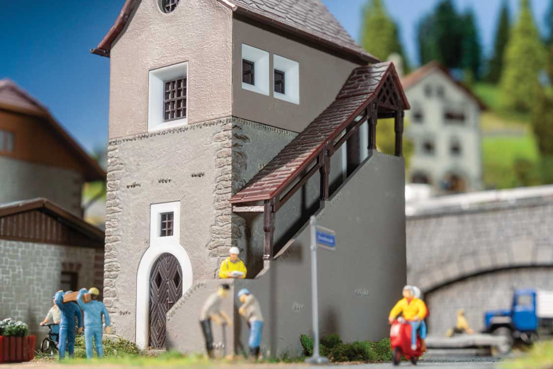 Zuoz Signal Tower -- Kit - 3-7/16 x 3 x 5-5/16"  8.8 x 7.6 x 13.5cm-6