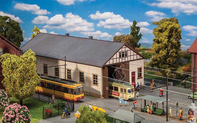 Naumburg Streetcar Tram Maintenance Depot -- Laser-Cut Card Kit - 12-15/16 x 6-7/16 x 4-15/16"  32.8 x 16.4 x 12.5cm