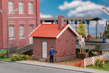 Signal Man's Brick Shed -- Kit - 2-1/8 x 2 x 2-3/8"  5.3 x 5.1 x 6.1cm-1