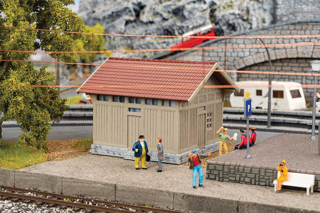 Station Restroom Building -- Laser-Cut Kit - 3-3/16 x 2-13/16 x 2-3/8"  8.1 x 7.2 x 6cm-1