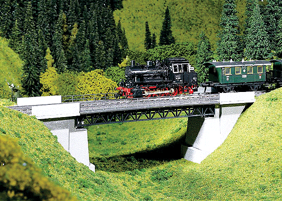 Railway Bridge w/2 Bridge Heads & Track Bed (18.8cm) -- 12 x 2-7/8 x 4"  29.8 x 7.2 x 9.8cm