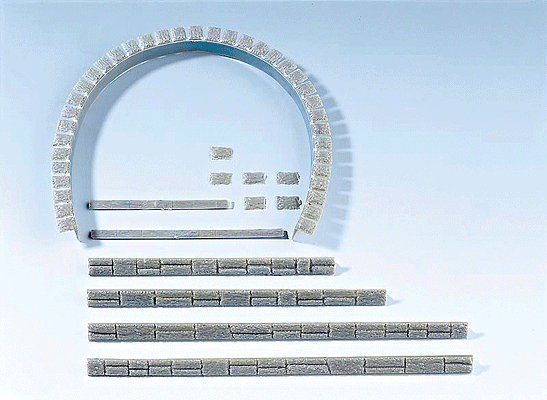 Tunnel Facing Strips
