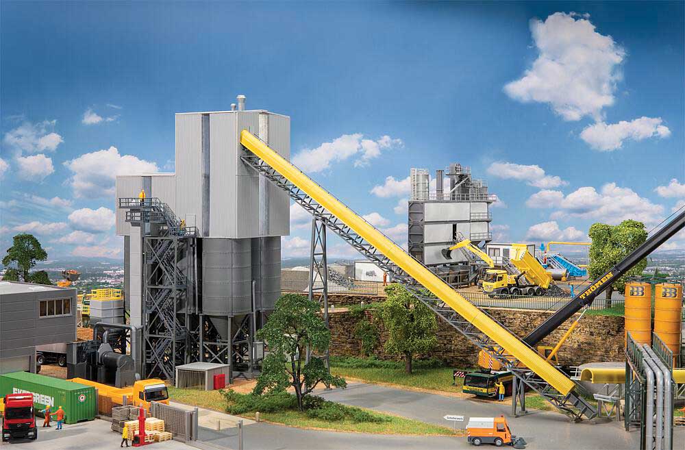 Modern Rock Crushing Plant -- Kit - 24-3/8 x 7-9/16 x 13-3/4" 62 x 19.2 x 35cm-1