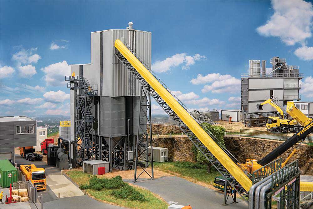 Modern Rock Crushing Plant -- Kit - 24-3/8 x 7-9/16 x 13-3/4" 62 x 19.2 x 35cm-7