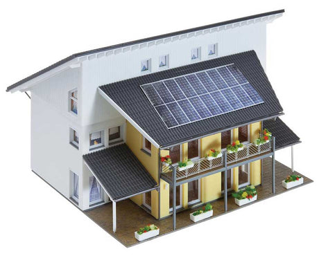 Solar House -- Era III 7-7/8 x 7-13/16 x 4-13/16"  20 x 19.9 x 12.2cm-3