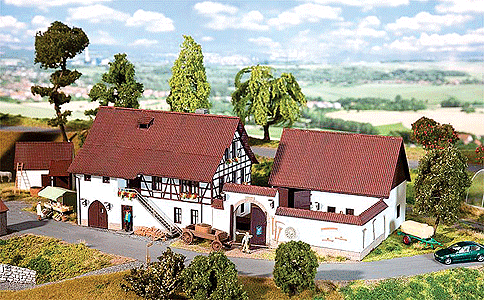 Estate - Kit (Plastic) -- House, Outbuilding, Wall & Farm Shop