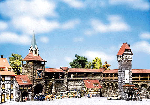 Old Town Wall Set -- Kit