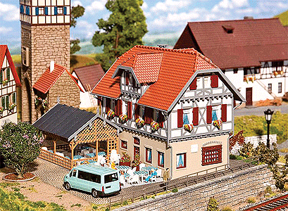 Sonne Inn w/Summer House - Kit (Plastic) -- 7-1/16 x 6-1/8 x 4-1/2"  18 x 15.5 x 11.5cm