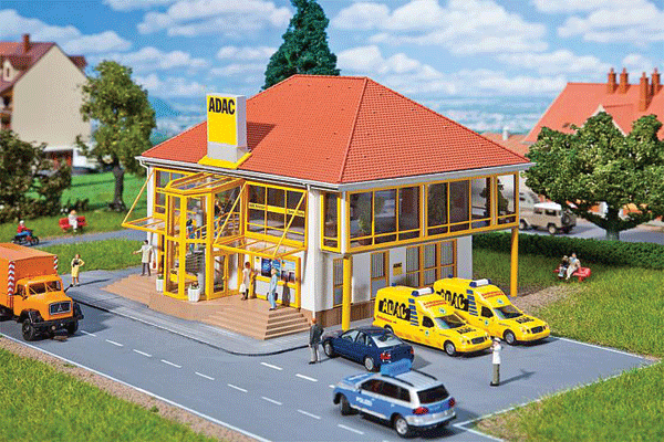 ADAC Automobile Club Building -- Kit - 7-3/16 x 6-3/4 x 5-1/4"  18.3 x 17.1 x 13.3cm