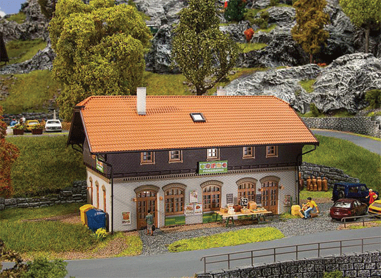 Feneberg Rural Supermarket -- Weathered Kit - 7-7/8 x 4-3/4 x 4-1/2"  20 x 12.1 x 11.5cm