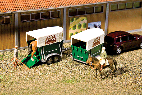 Horse Trailer - Kit -- pkg(2)