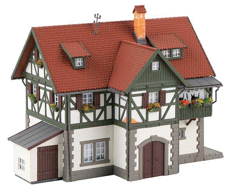 Forest Superintendent's Office -- Kit - 16-1/2 x 4-5/16 x 4-5/8"  16.5 x 10.2 x 11.8cm-2