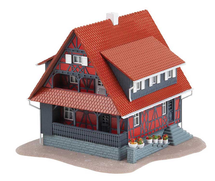 Half-Timbered House with Well -- Kit - 4-7/8 x 4-7/8 x 4-1/4" 12.3 x 12.3 x 10.8cm-3