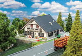 Renovated Family House -- Kit - 5 x 5 x 3-7/16"  12.7 x 12.6 x 8.8cm-1
