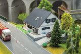 Renovated Family House -- Kit - 5 x 5 x 3-7/16"  12.7 x 12.6 x 8.8cm-2