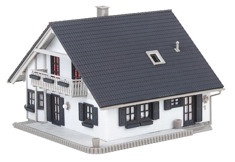 Renovated Family House -- Kit - 5 x 5 x 3-7/16"  12.7 x 12.6 x 8.8cm-3