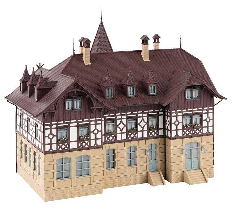Half-Timbered Sanitorium -- Kit - 11 x 9-13/16 x 9-1/4"  28 x 25 x 23.5cm-3