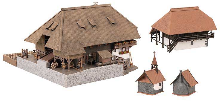 Vogtsbauernhof Black Forest Set -- Kit - Farmyard, Storage House, Bakehouse and Chapel-3