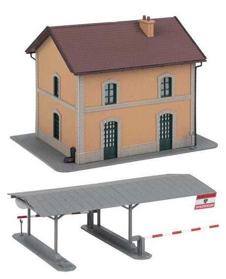 Border Control Point -- Kit - Main Building 6-1/16 x 4-7/16 x 4-5/8"  15.4 x 11.2 x 11.7cm-2